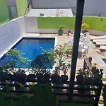 Hotel Kalifornia